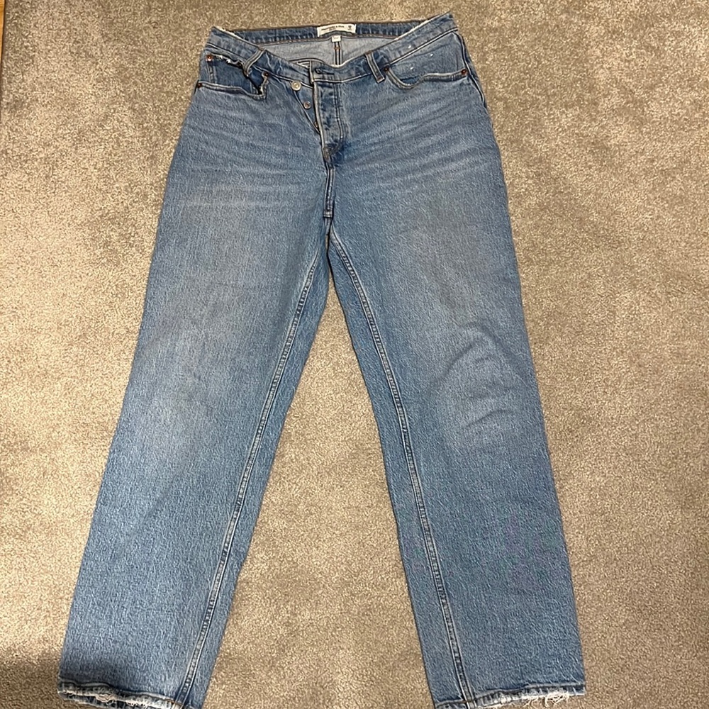 Abercrombie Curve Love High Rise Dad Jeans